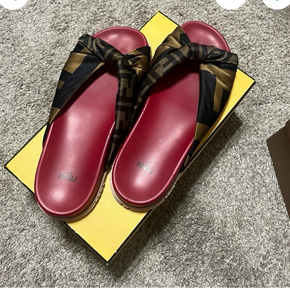 Fendi Red and Black Sandals with Bow Detail